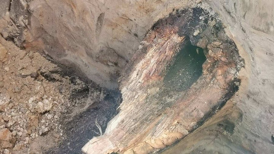 Rura odkopana na ul. Wrocławskiej w Kościanie