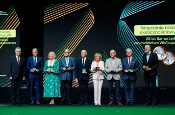 Podczas gali samorządowcom wręczono okolicznościowe medale