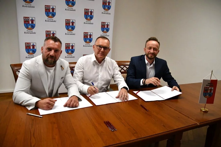 Umowy podpisano 8 lipca 2025 roku. 