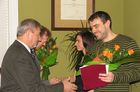 6 lutego 2007, gabinet Starosty Kościańskiego. Starostowie Andrzej Jęcz i Edward Strzymiński spotkali się z Bartoszem Jureckim, zawodnikiem reprezentacji Polski, która w Mistrzostwach Świata w Piłce ręcznej w Niemczech zdobyła wicemistrzostwo