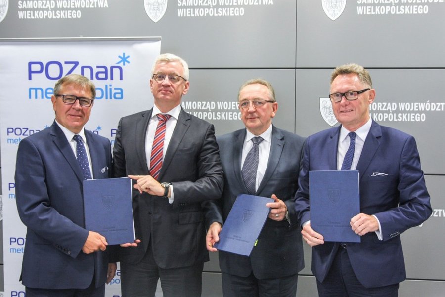 Umowę podpisano 2 października. 