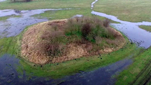 Średniowieczne grodzisko w Czaczu 