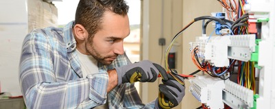 Prąd na budowie. Skąd brać energię na czas prac budowlanych?