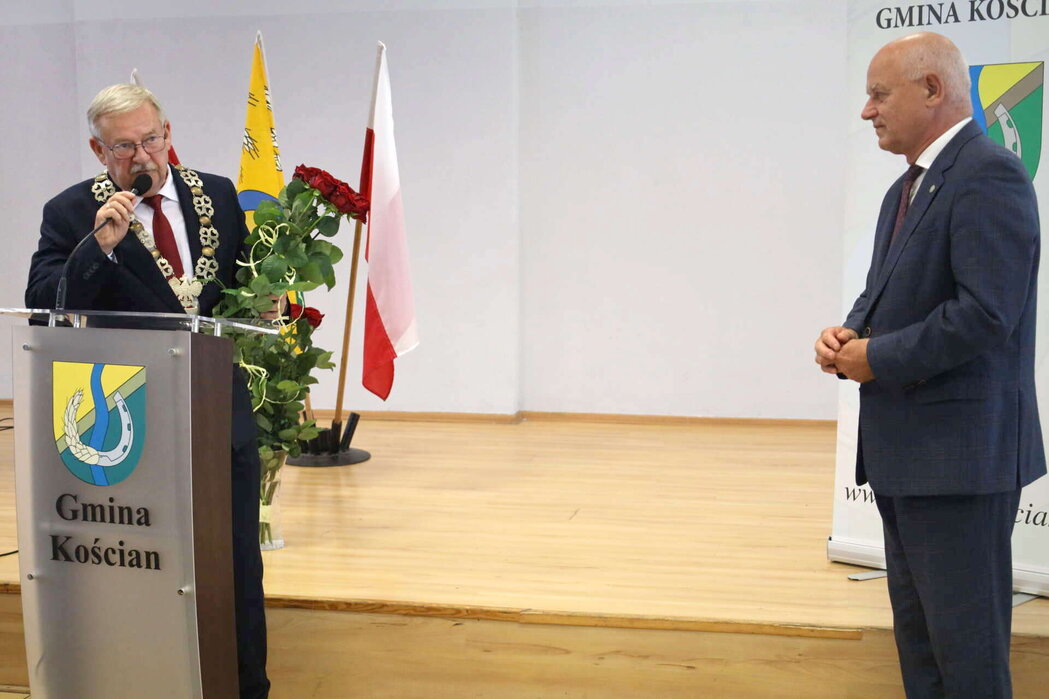 Przewodniczący rady Jan Szczepaniak i wójt Andrzej Przybyła 