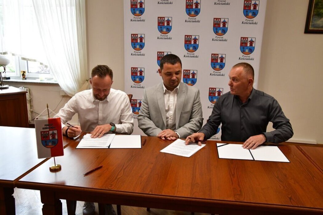 Albert Pelec, Marcin Wdowczyk, Artur Opas