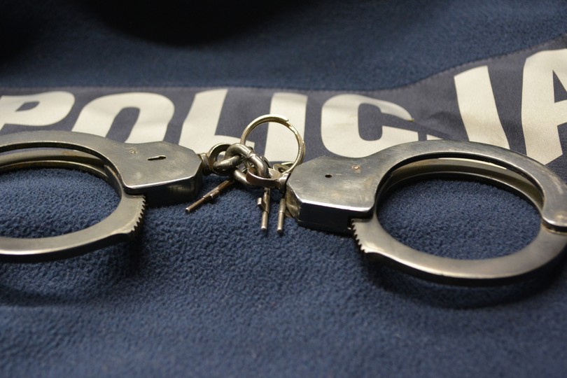 Syn dwukrotnie ugodził ojca nożem 