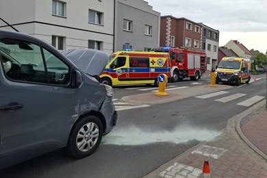 Kierowców przewieziono do szpitala 