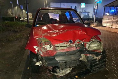 Kolizja z udziałem trzech pojazdów